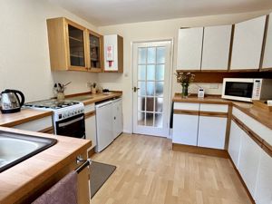 Kitchen- click for photo gallery